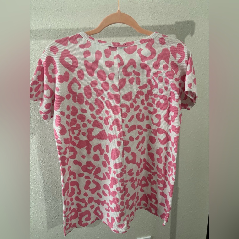 Shirt - Picture 2 of 3